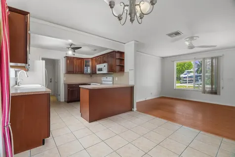 3180 Carol Avenue Palm Springs FL 33461