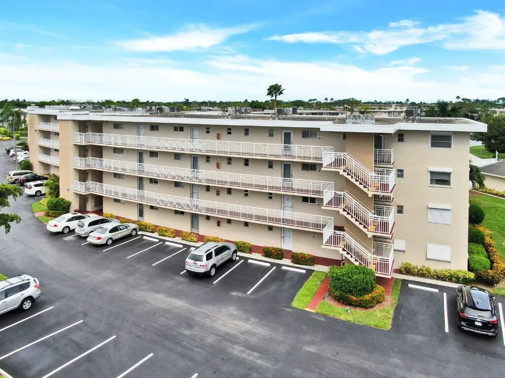 2728 N Garden Drive Lake Worth FL 33461