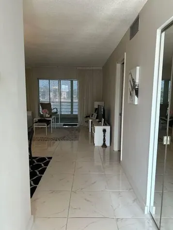 2728 N Garden Drive Lake Worth FL 33461