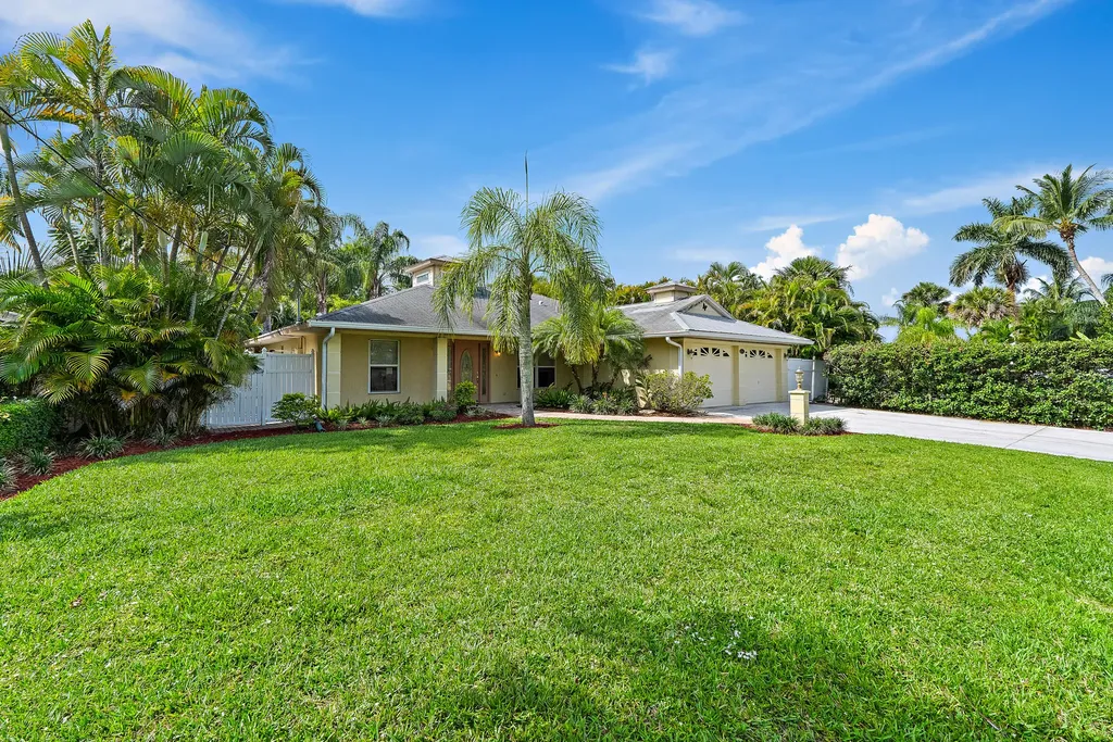 815 Sw Rustic Circle Stuart FL 34997