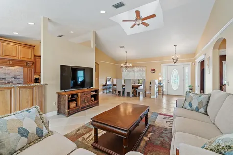 815 Sw Rustic Circle Stuart FL 34997