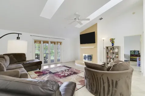 12441 89th Place The Acreage FL 33412