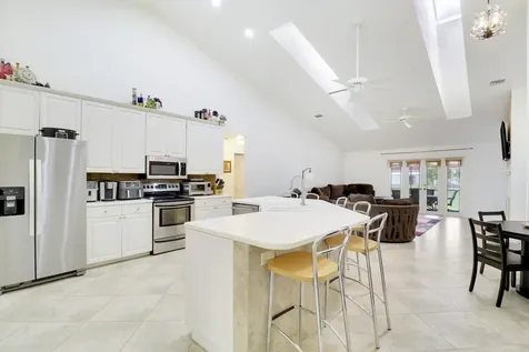 12441 89th Place The Acreage FL 33412