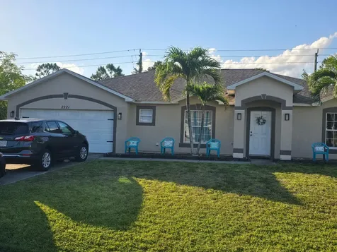 2221 Sw Edison Circle Port Saint Lucie FL 34953
