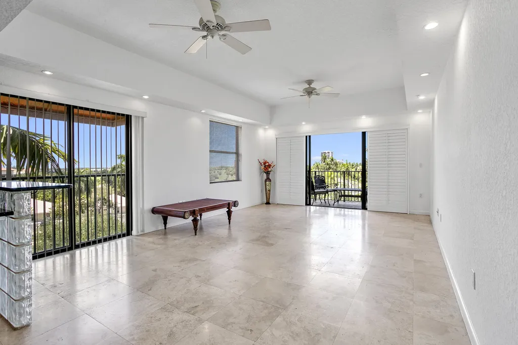 1640 Presidential 501 Way West Palm Beach FL 33401