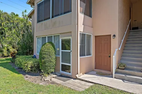 12416 Alternate A1a Palm Beach Gardens FL 33410
