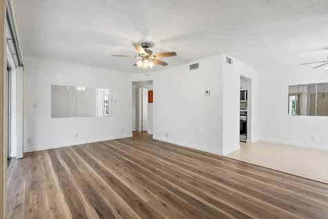 12416 Alternate A1a Palm Beach Gardens FL 33410