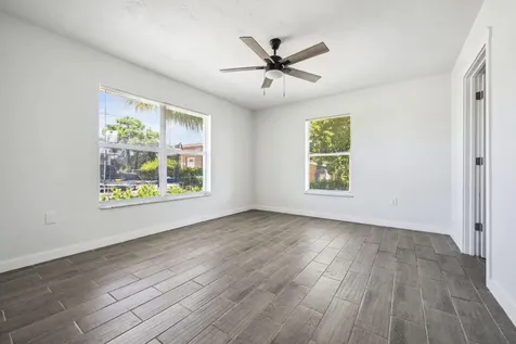 561 Sw 10th Street Belle Glade FL 33430
