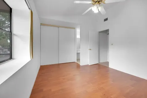4718 NW 82nd Avenue Lauderhill FL 33351