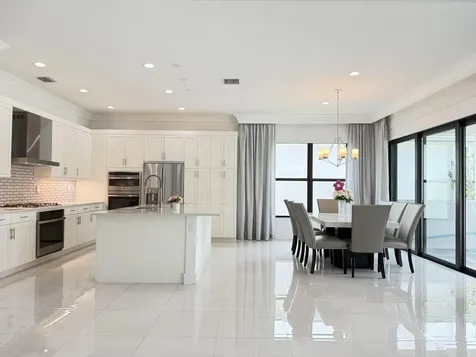 8803 Skyward Street Boca Raton FL 33496