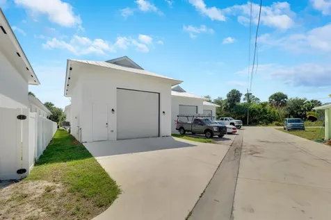 4982 Se Railway Avenue Stuart FL 34997