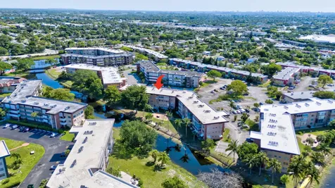 2951 Nw 46th Avenue Lauderdale Lakes FL 33313