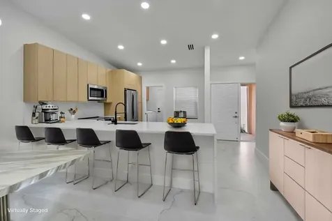 8269 Springtree Road Boca Raton FL 33496