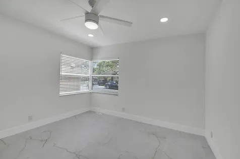 8269 Springtree Road Boca Raton FL 33496