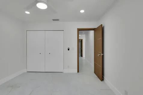 8269 Springtree Road Boca Raton FL 33496
