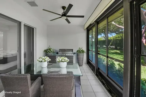 8269 Springtree Road Boca Raton FL 33496