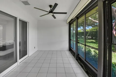 8269 Springtree Road Boca Raton FL 33496