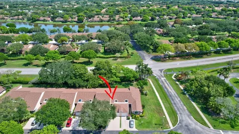 8269 Springtree Road Boca Raton FL 33496
