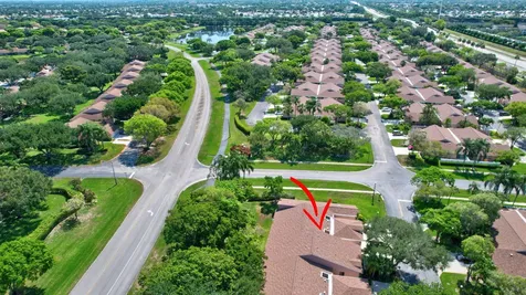 8269 Springtree Road Boca Raton FL 33496
