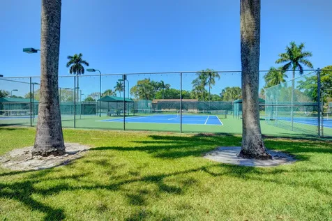 8269 Springtree Road Boca Raton FL 33496