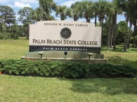 8270 Bob O Link Drive West Palm Beach FL 33412