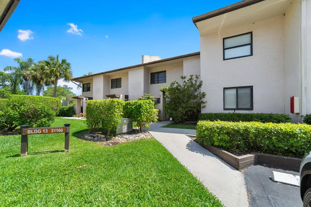 21160 N Juego Circle Boca Raton FL 33433