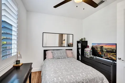 632 Nw 38th Circle Boca Raton FL 33431