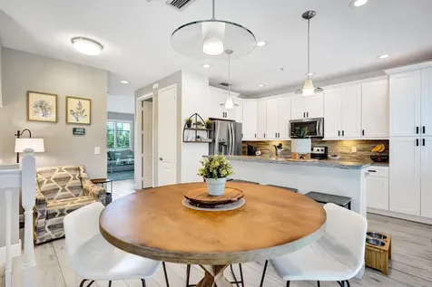 632 Nw 38th Circle Boca Raton FL 33431