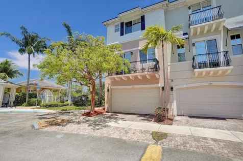 632 Nw 38th Circle Boca Raton FL 33431