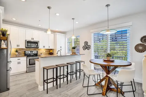 632 Nw 38th Circle Boca Raton FL 33431