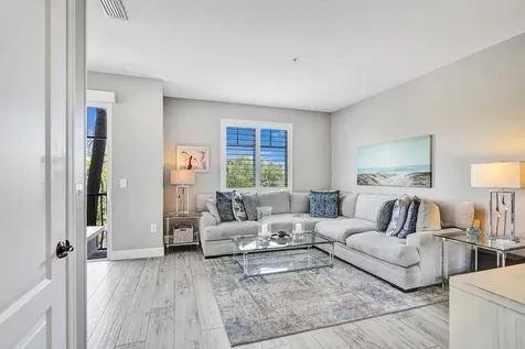 632 Nw 38th Circle Boca Raton FL 33431