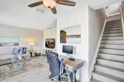 632 Nw 38th Circle Boca Raton FL 33431