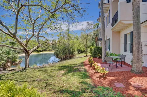 632 Nw 38th Circle Boca Raton FL 33431