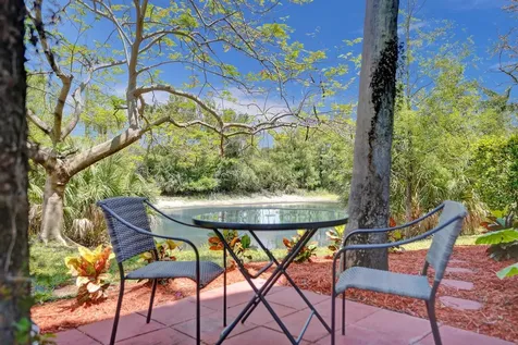 632 Nw 38th Circle Boca Raton FL 33431