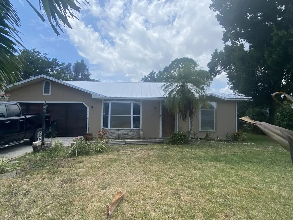 7001 Lakeland Boulevard Fort Pierce FL 34951