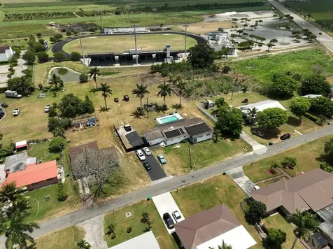 360 Kismet Avenue Pahokee FL 33476