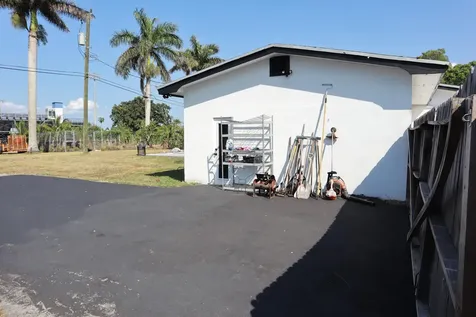 360 Kismet Avenue Pahokee FL 33476