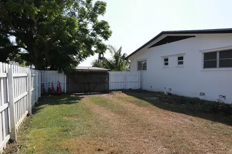 360 Kismet Avenue Pahokee FL 33476