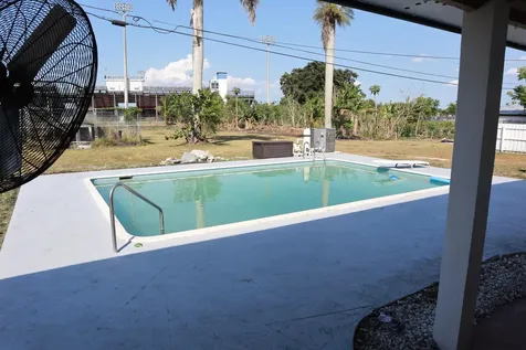 360 Kismet Avenue Pahokee FL 33476