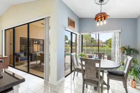 10784 White Aspen Lane Boca Raton FL 33428