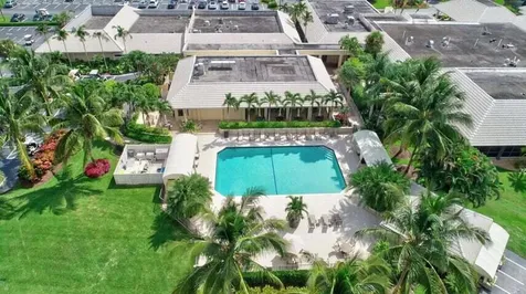 10784 White Aspen Lane Boca Raton FL 33428