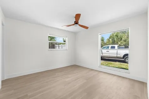 4498 NW 2nd Avenue Boca Raton FL 33431