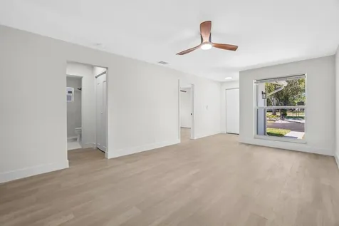4498 NW 2nd Avenue Boca Raton FL 33431