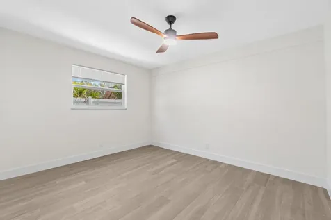 4498 NW 2nd Avenue Boca Raton FL 33431