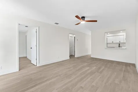 4498 NW 2nd Avenue Boca Raton FL 33431