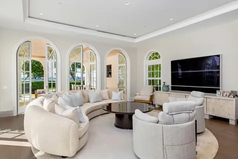 1350 N Lake Way Palm Beach FL 33480