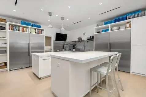 1350 N Lake Way Palm Beach FL 33480