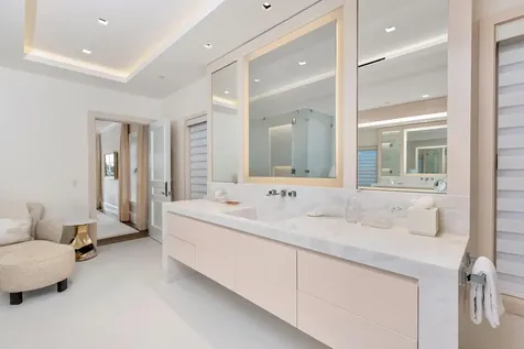 1350 N Lake Way Palm Beach FL 33480