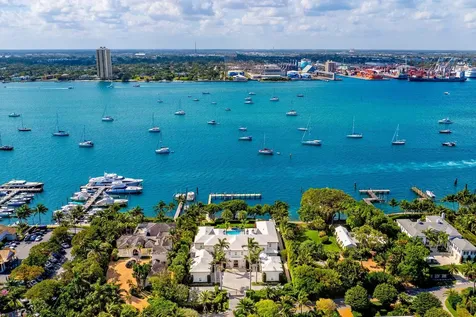 1350 N Lake Way Palm Beach FL 33480