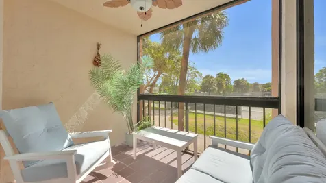 450 Egret Circle Delray Beach FL 33444